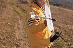 Dick pondering whether the Micro Radian will withstand the windy conditions