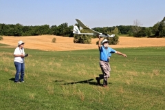 Dick launching for Ann
